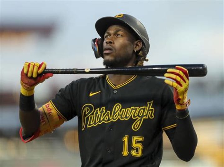 Oneil Cruz accidentally launches bat deep into stands Yardbarker