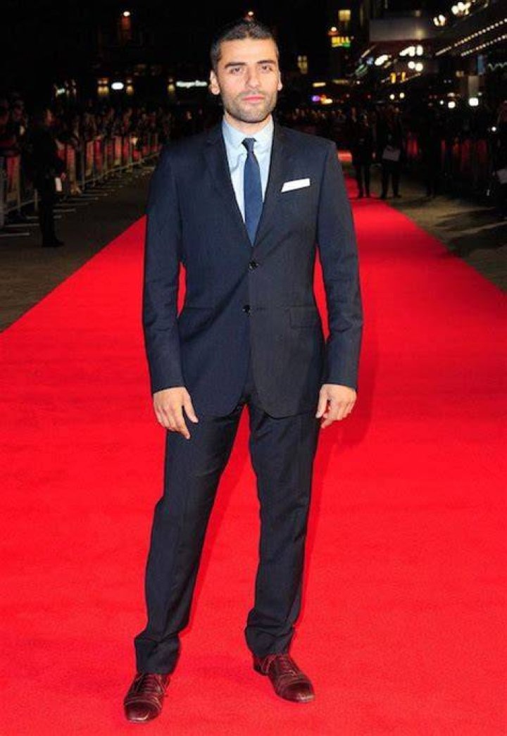 Oscar Isaac Height, Weight, Net Worth, Personal Facts, Career Journey