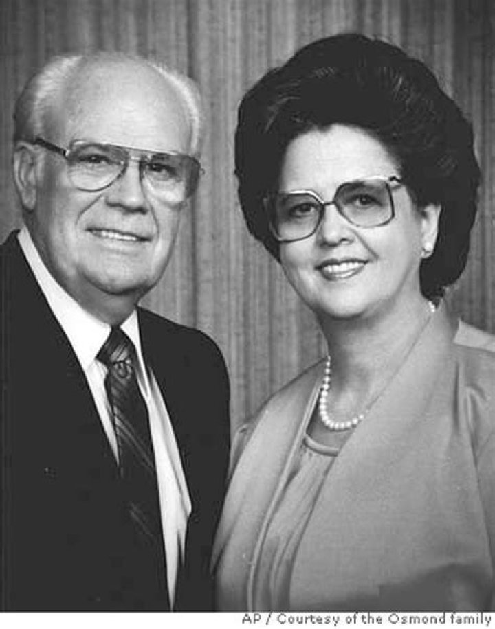 Osmond guided singing family