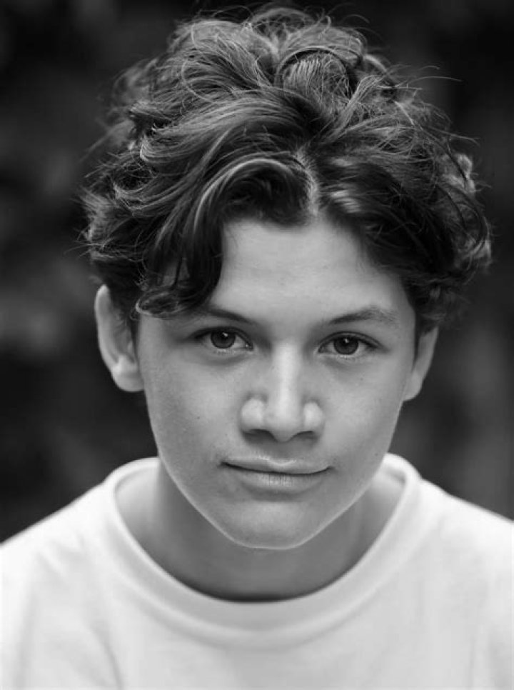 Otis Dhanji Actor CineMagia.ro