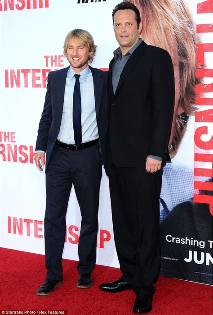 Owen Wilson makes a grand entrance with Vince Vaughn in Google street