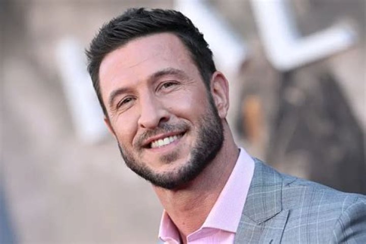 Pablo Schreiber Net Worth (2022), Wiki, Age, Wife, Kids And More Facts