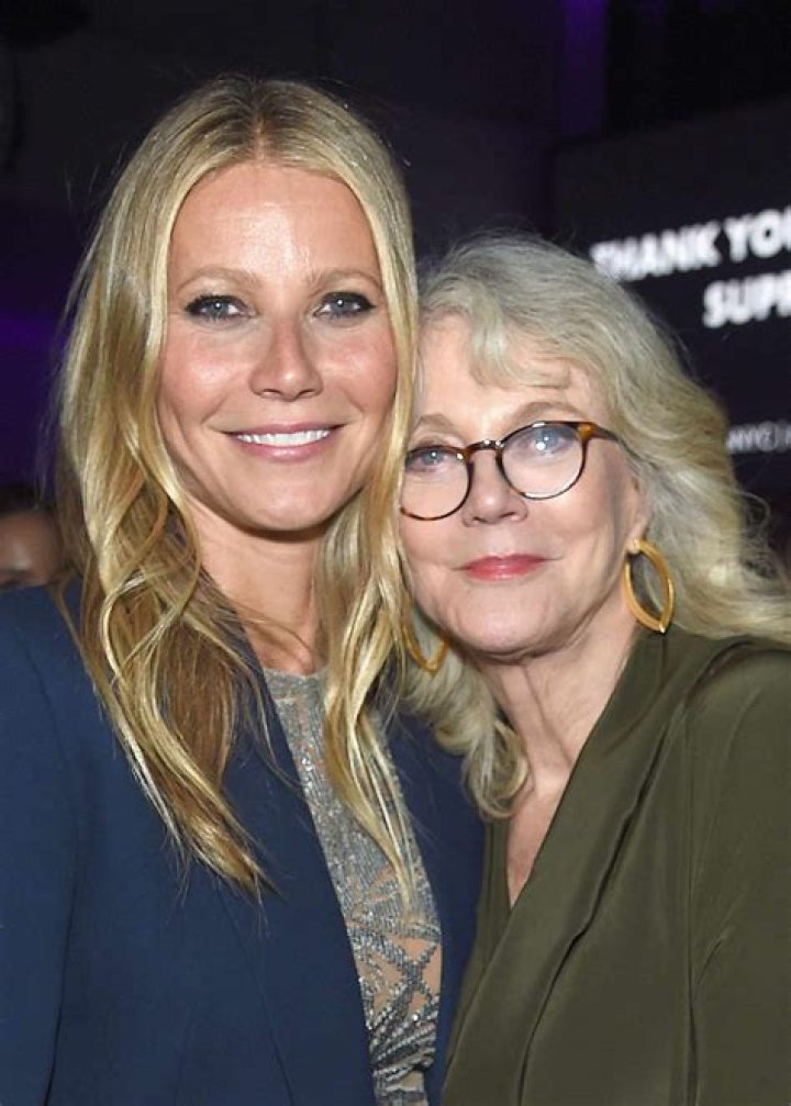 paltrow mother hires stock photography and images Alamy