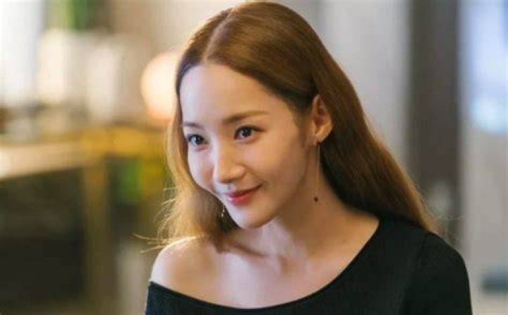 Park Min Young gets swept up in dating rumors with a 'Mr. Kang' who is