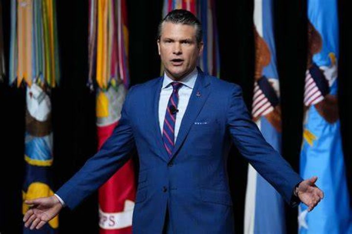 Pete Hegseth age, height, weight, wife, dating, net worth, career