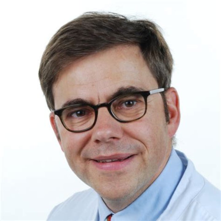 Peter YOUNG Head of Department and Medical Director Univ.Prof. Dr