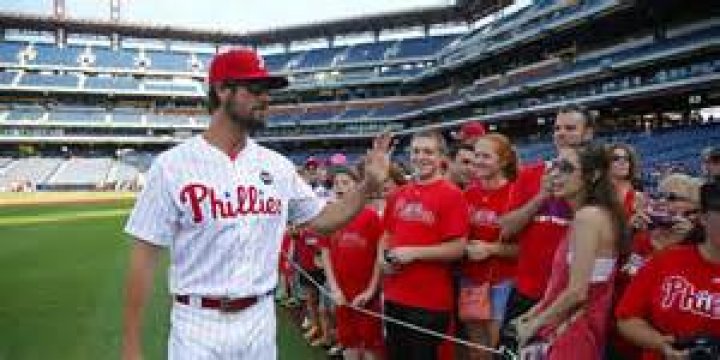 Phillies players share memories of Mom, by Philadelphia Phillies