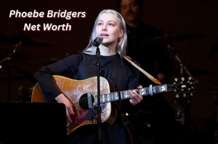 Phoebe Bridgers Bio, Net Worth, Boyfriend, Age, Parents, Siblings