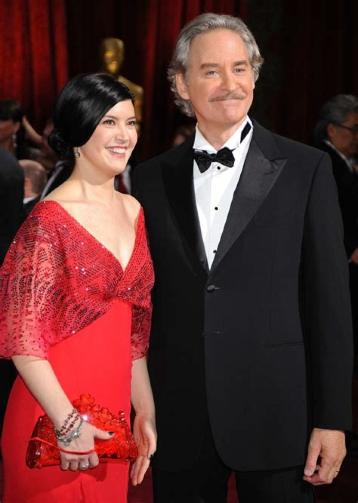 Phoebe Cates 2022
