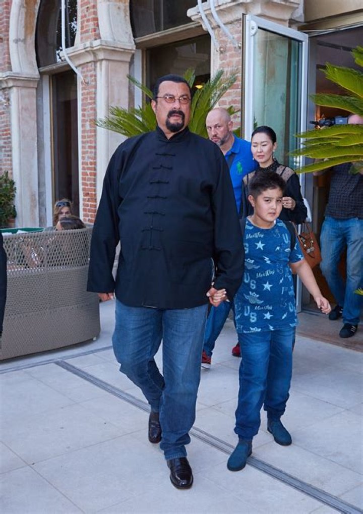 Photo Steven Seagal et son fils Kunzanga lors du 75&egrave;me festival du