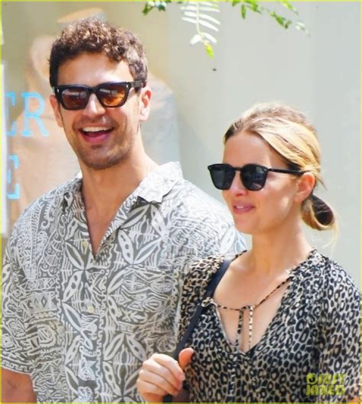 Photo theo james ruth kearney girlfriend nyc 13 Photo 3468016 Just