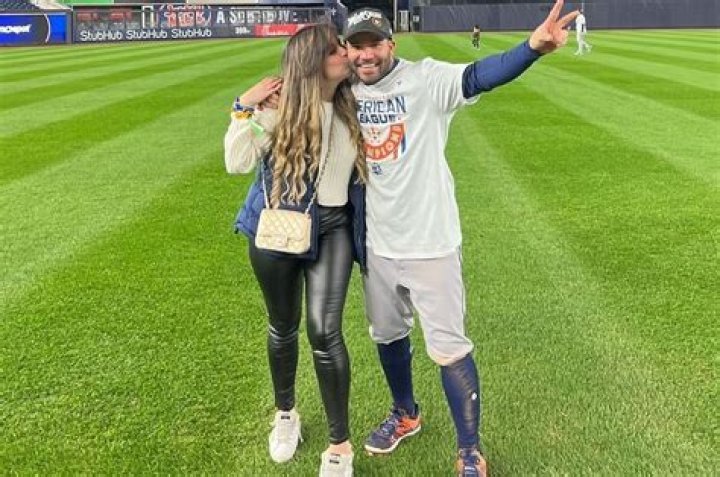 Photos Meet Nina, The Wife Of Ravens Star Earl Thomas The Spun What