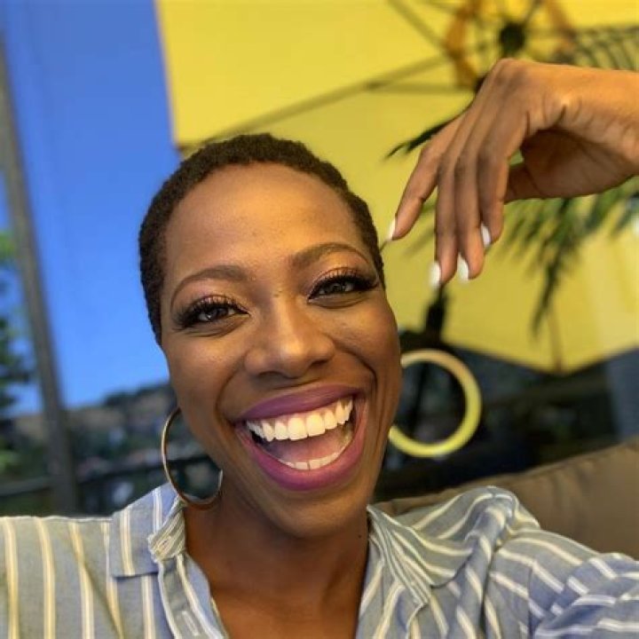 Photos of Yvonne Orji braids
