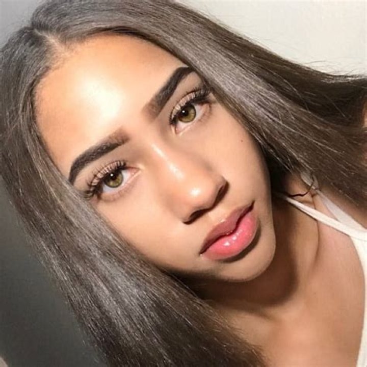 Picture of Kayla Bylon