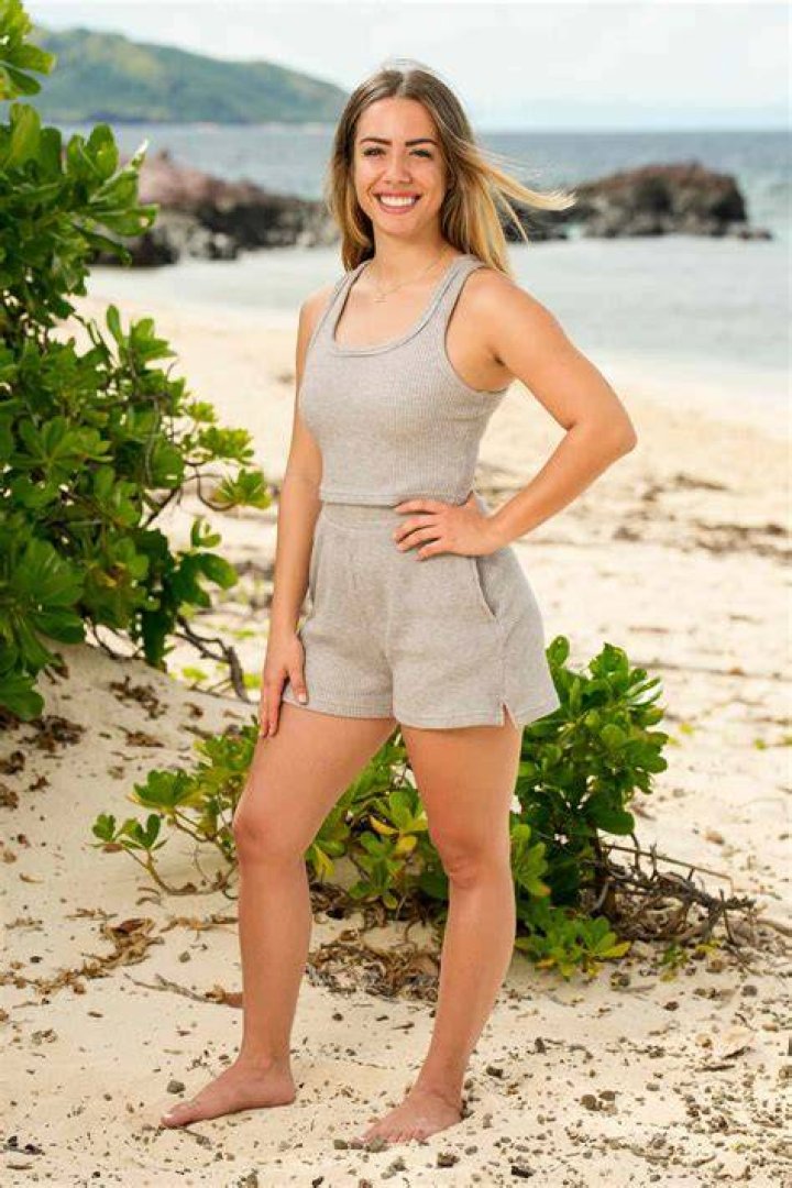 Pictures of Dee Dee Davis