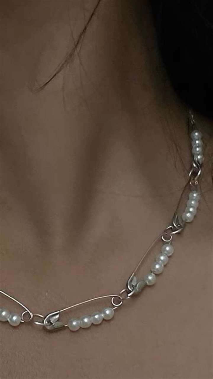 Pin by Earn The Necklace on Celebrity News And Gossips Emma heming