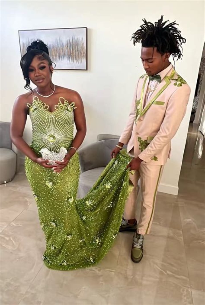 Pin on PROM