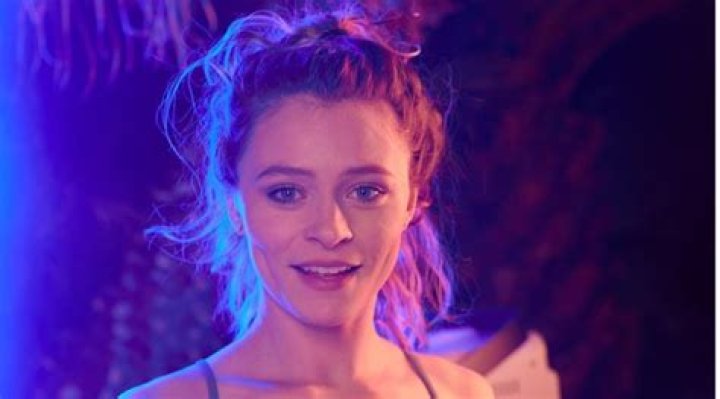 Pineapplebrat (Alice) Net Worth Age, Height, Zodiac Sign, Bio Career