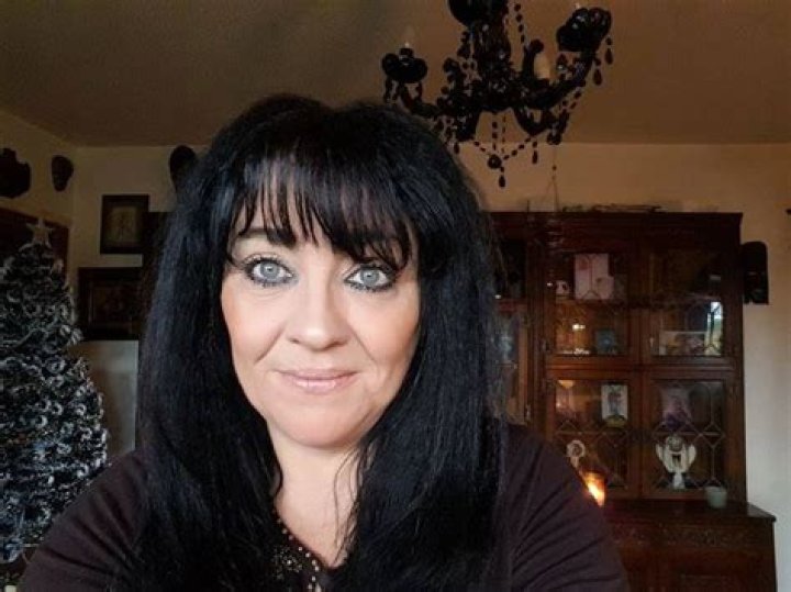 Psychic Lillyanne sent mourning customers identical letters from dead