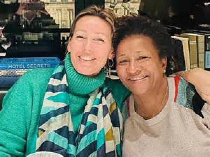 Qui est Alex Sykes ? Ce qu'il faut savoir sur la femme de Wanda Sykes