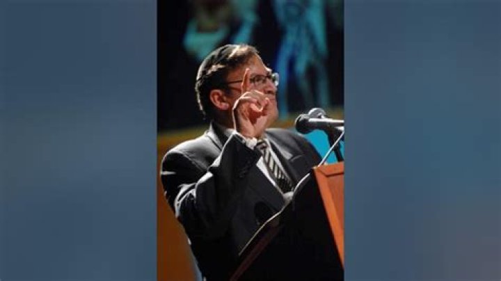 Rabbi Wallerstein Slams Rabbonim for Apathy of Today's Youth YouTube