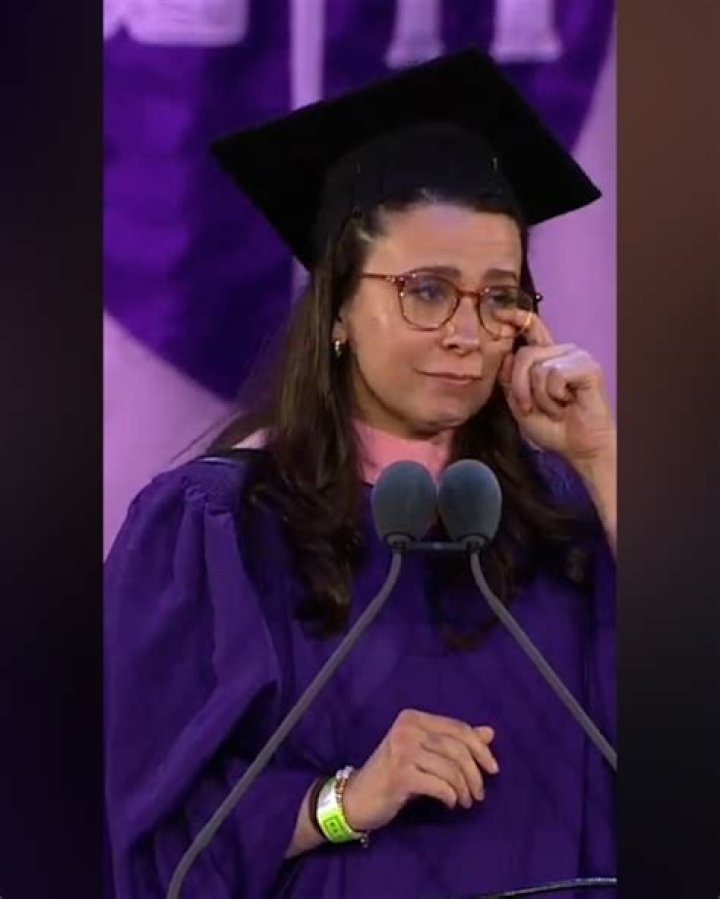 Rachel Maddow gives commencement speech at Smith College