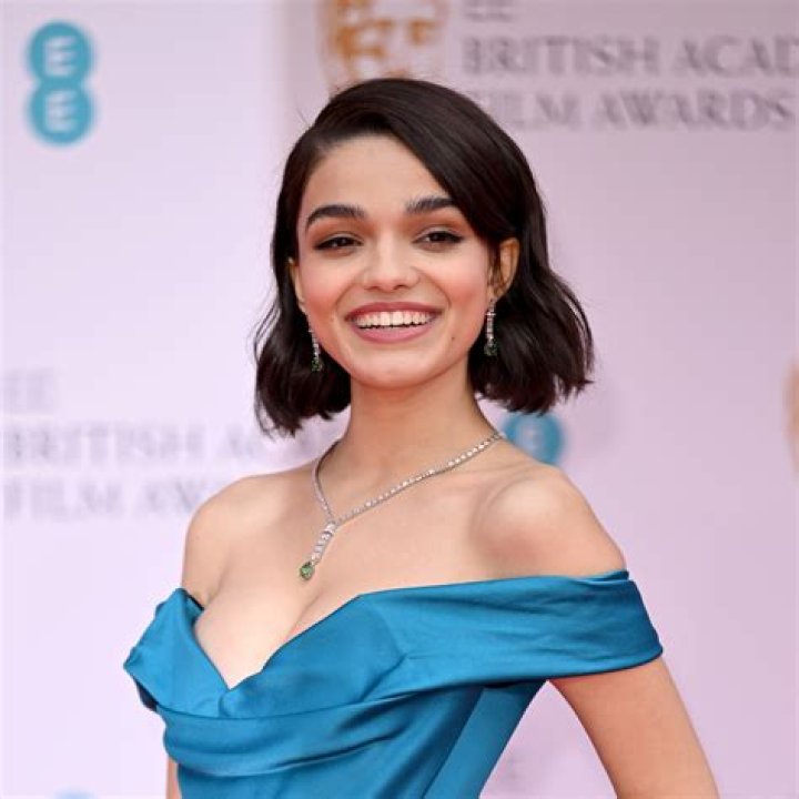 Rachel Zegler Biography, (Actress) Wiki, Age, Boyfriend, Family, Facts