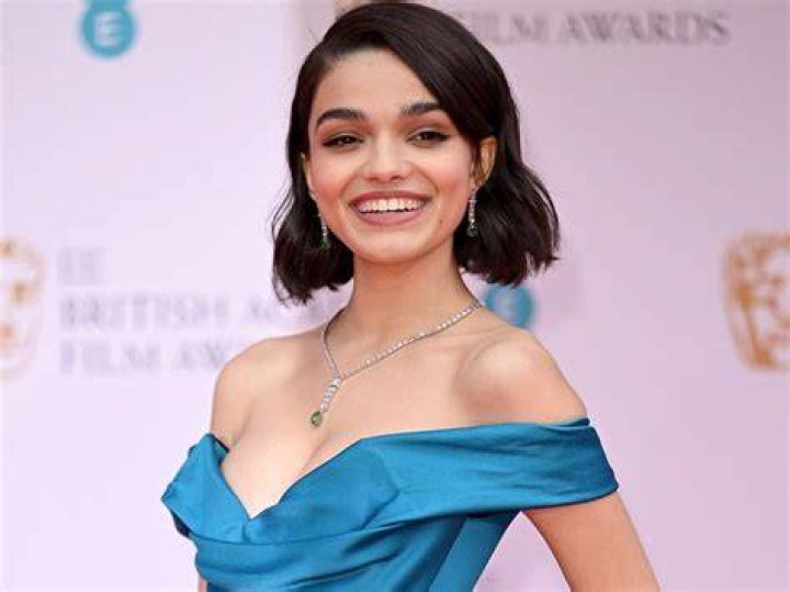 Rachel Zegler Net Worth 2023 Height Wiki Movies Relationship