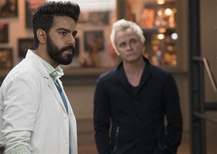 Rahul Kohli on Twitter Izombie, Hollywood star, Aly michalka