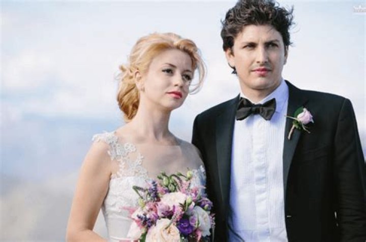 Ramzi Habibi Married Life With Star Wife Masiela Lusha. What Are