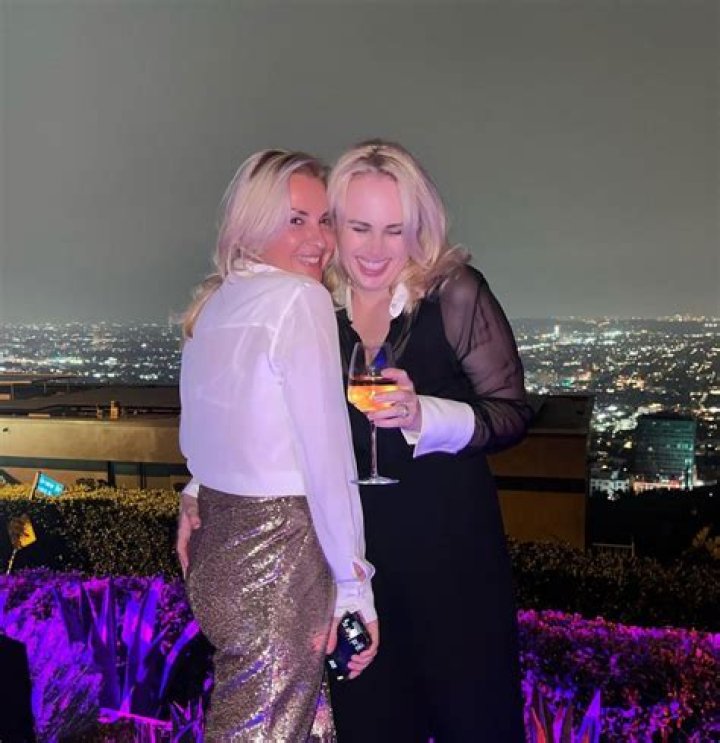 Rebel Wilson My 1st Onscreen Kiss With a Woman 'Changed' My Life