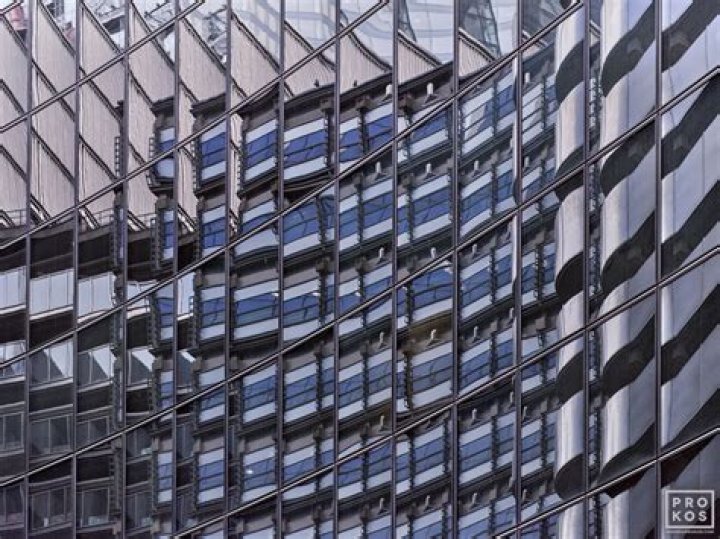 Reflections and Articles by Stephan Jones Alternative Considerations