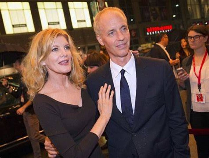 Rene Russo Family Photos, Husband, Daughter, Age, Height