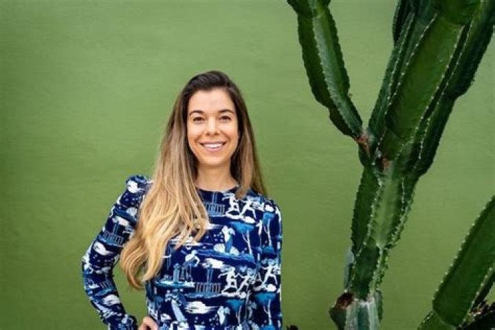 Rhonda Patrick&rsquo;s Longevity Tips Sauna, Smoothie, and More
