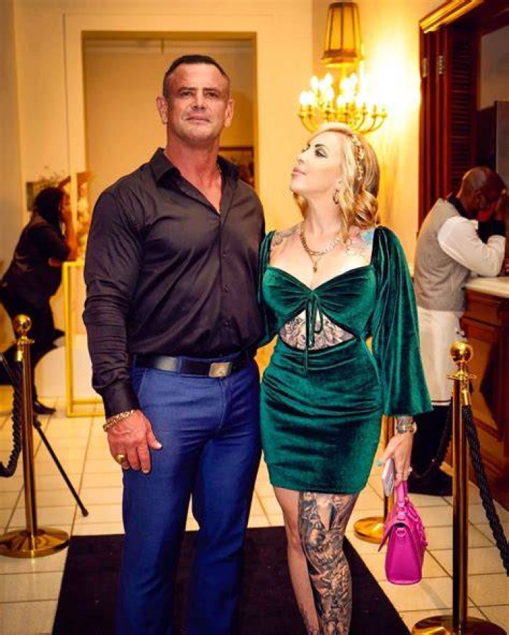 Rich Uncle Jojo Robinson's husband Calvin Robinson's net worth and