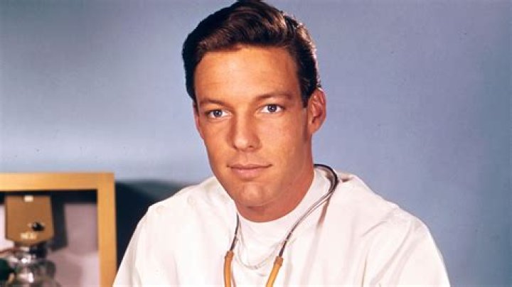 Richard Chamberlain in Dr. Kildare (1961) Richard chamberlain, Dr
