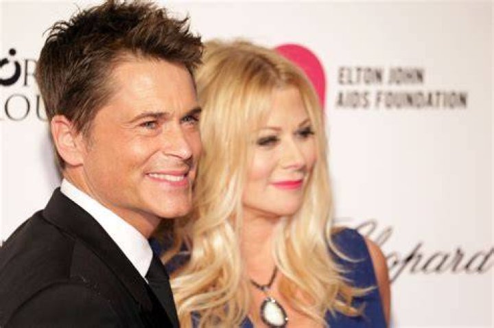 Rob Lowe celebrates 25 years of sobriety Australian Women's Weekly