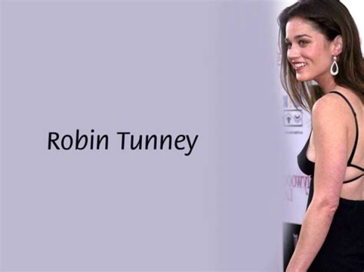 Robin Tunney Profile Images &mdash; The Movie Database (TMDB)