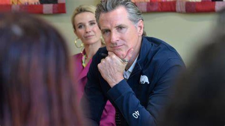 Ron DeSantis Offers Gavin Newsom Olive Branch as Hurricane Hilary Arrives