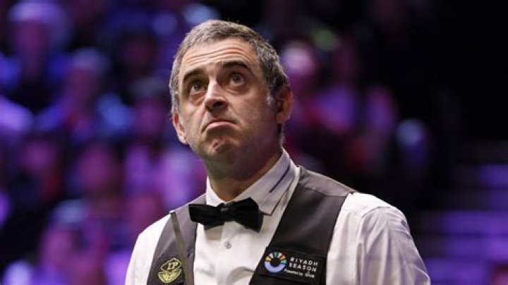 Ronnie O'Sullivan sets new tons record, enters snooker Masters semis