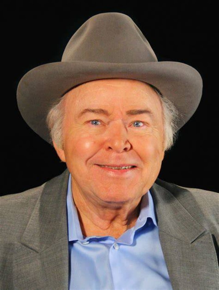 Roy Clark Net Worth 2021, Biography, Career, and Death