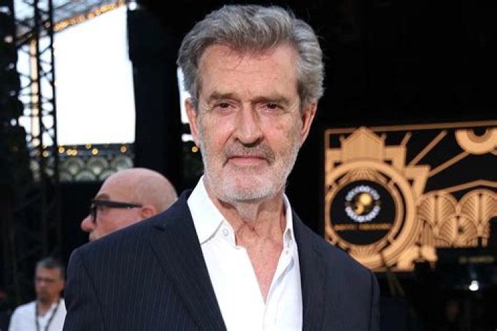 Rupert Everett Bio, Age, Height, Net Worth, Girlfriend, Dating