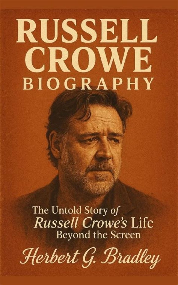 Russell Crowe Biography Childhood, Life Achievements & Timeline