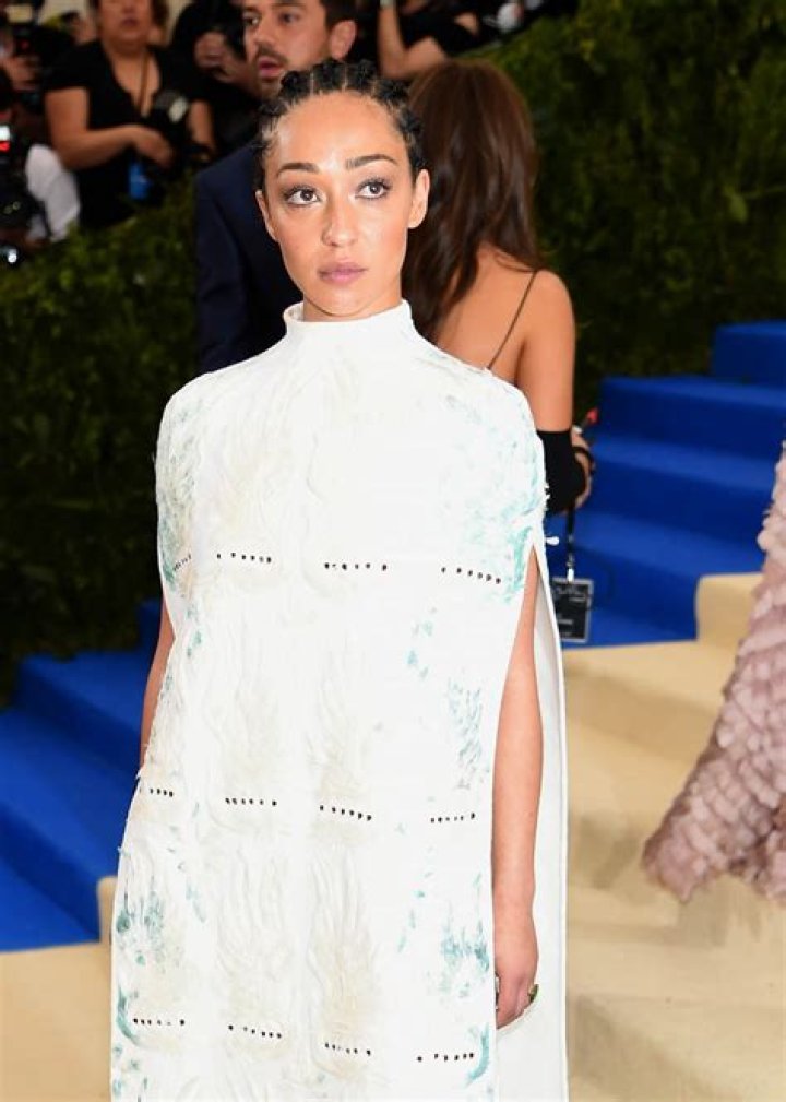Ruth Negga is MET Best Dressed 2017 (Lainey)