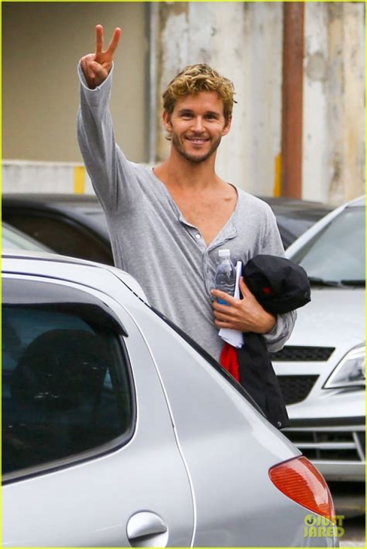 Ryan Kwanten Nothing Like the Comfort of Home! Photo 2939123 Ryan
