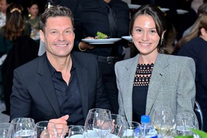 Ryan Seacrest and Girlfriend Aubrey Paige Hit the Gym in New York City
