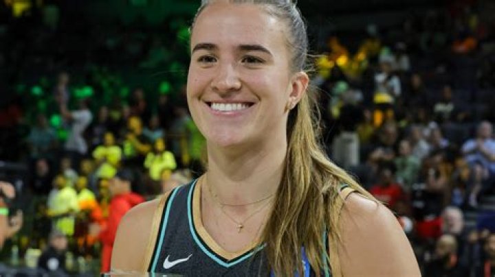 Sabrina Ionescu sets record in 2023 WNBA AllStar 3point contest