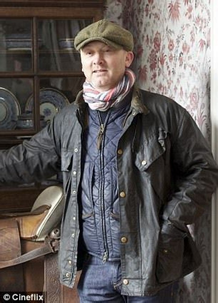 Salvage Hunters star attacked after affair with man's wife Daily Mail