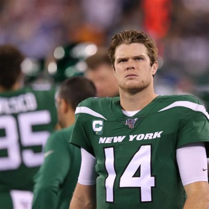 Sam Darnold's girlfriend Claire Kirksey Wife Bio