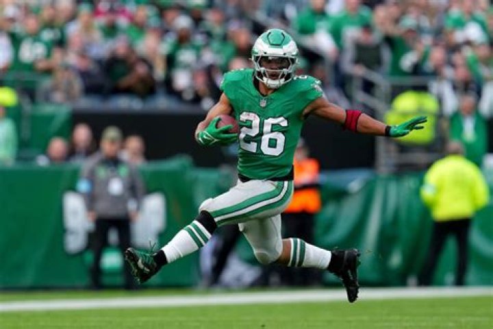 Saquon Barkley [2023 Update] Career & Girlfriend Players Bio